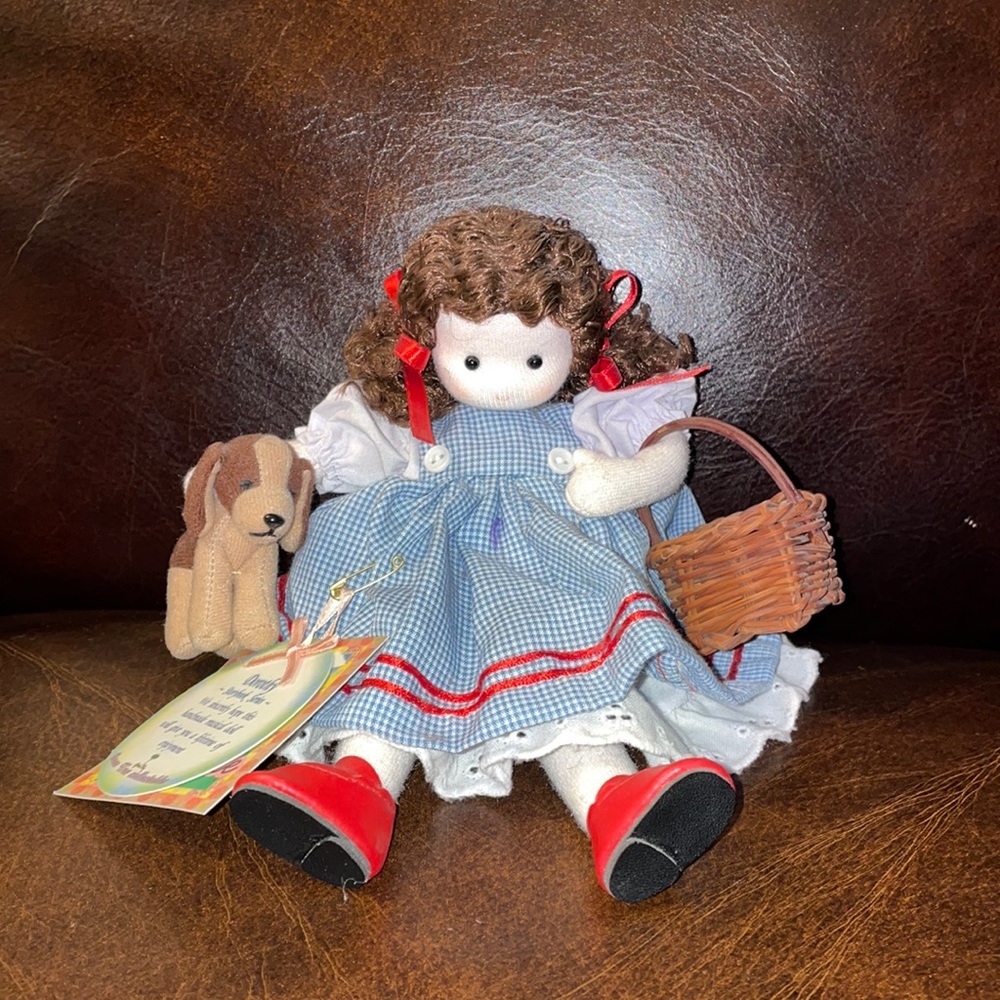 7.5” Dorothy Musical Storybook Doll